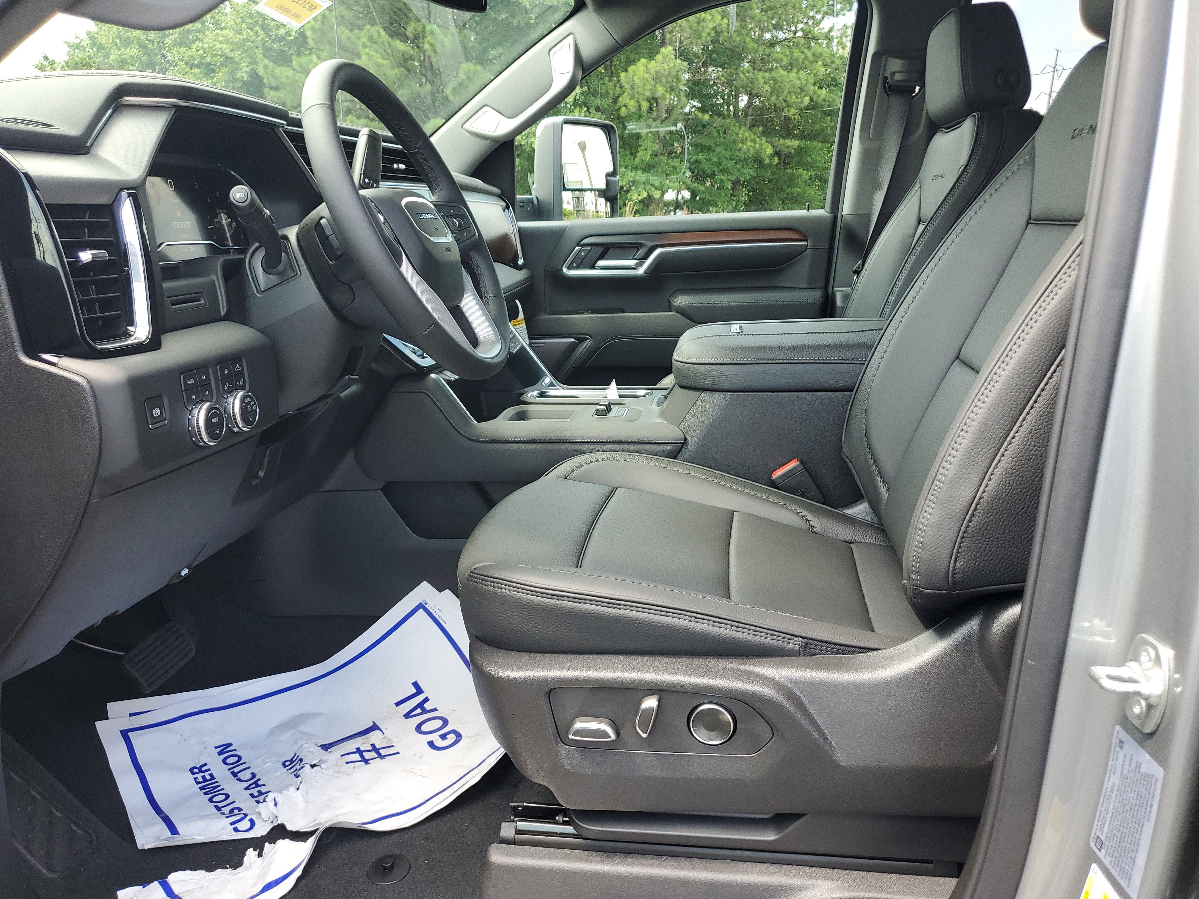 New 2025 GMC Sierra 2500 Denali image 19