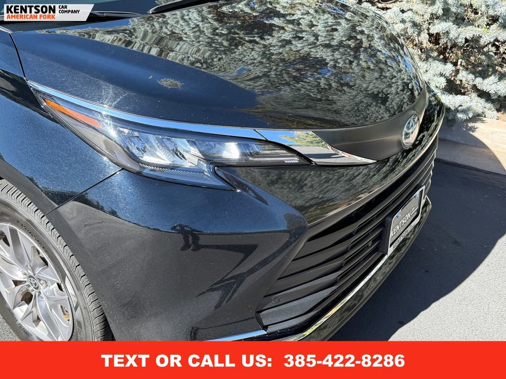 Used 2024 Toyota Sienna XLE image 15