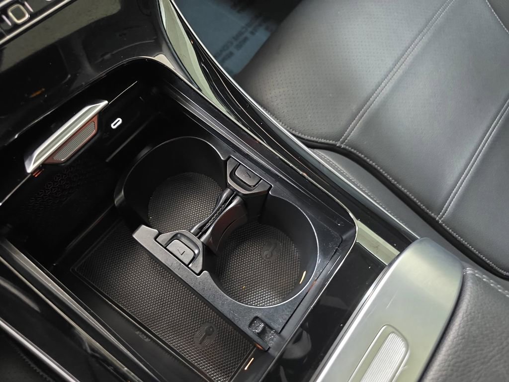 Used 2022 Mercedes-Benz C 300 Sedan image 25