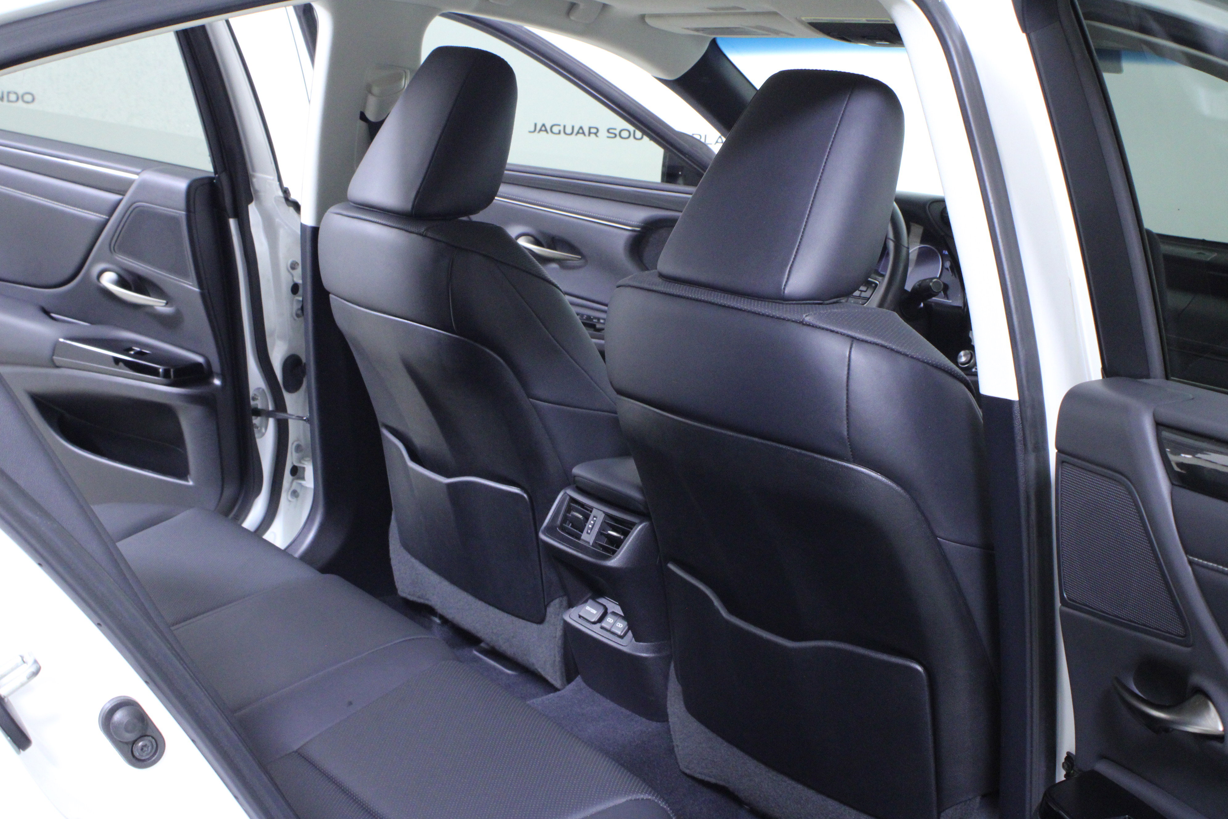 Used 2022 Lexus ES 350 image 12