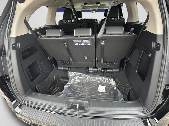 Certified 2026 Honda Odyssey Elite image 17