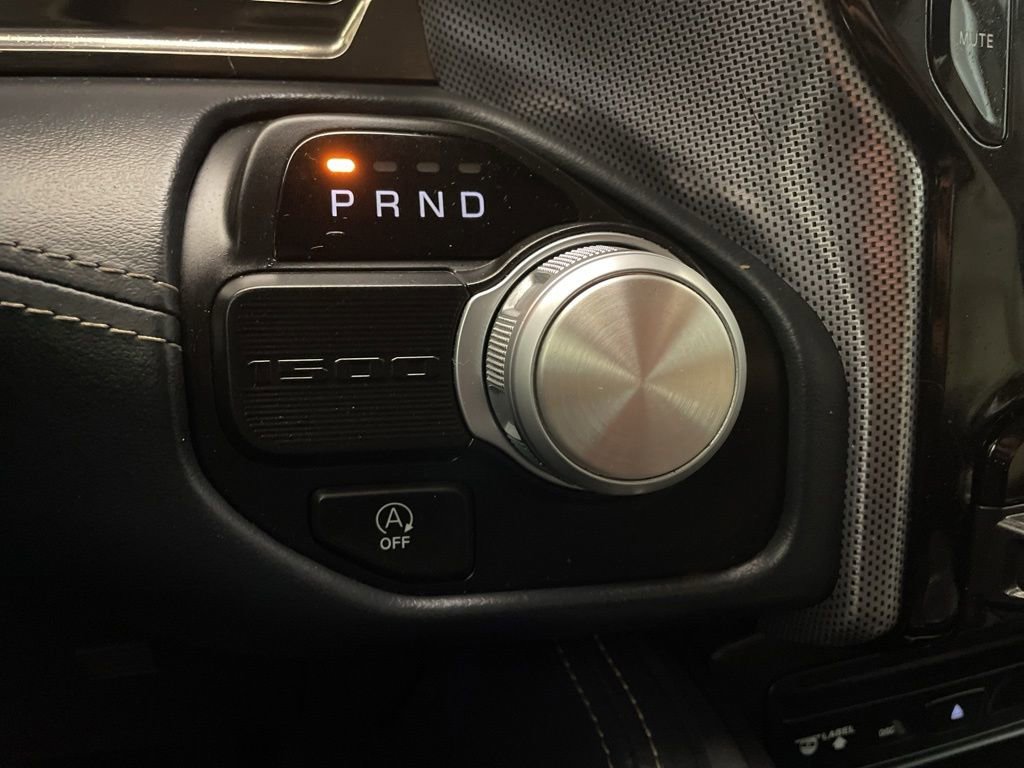 Used 2019 RAM 1500 Limited RWD image 30