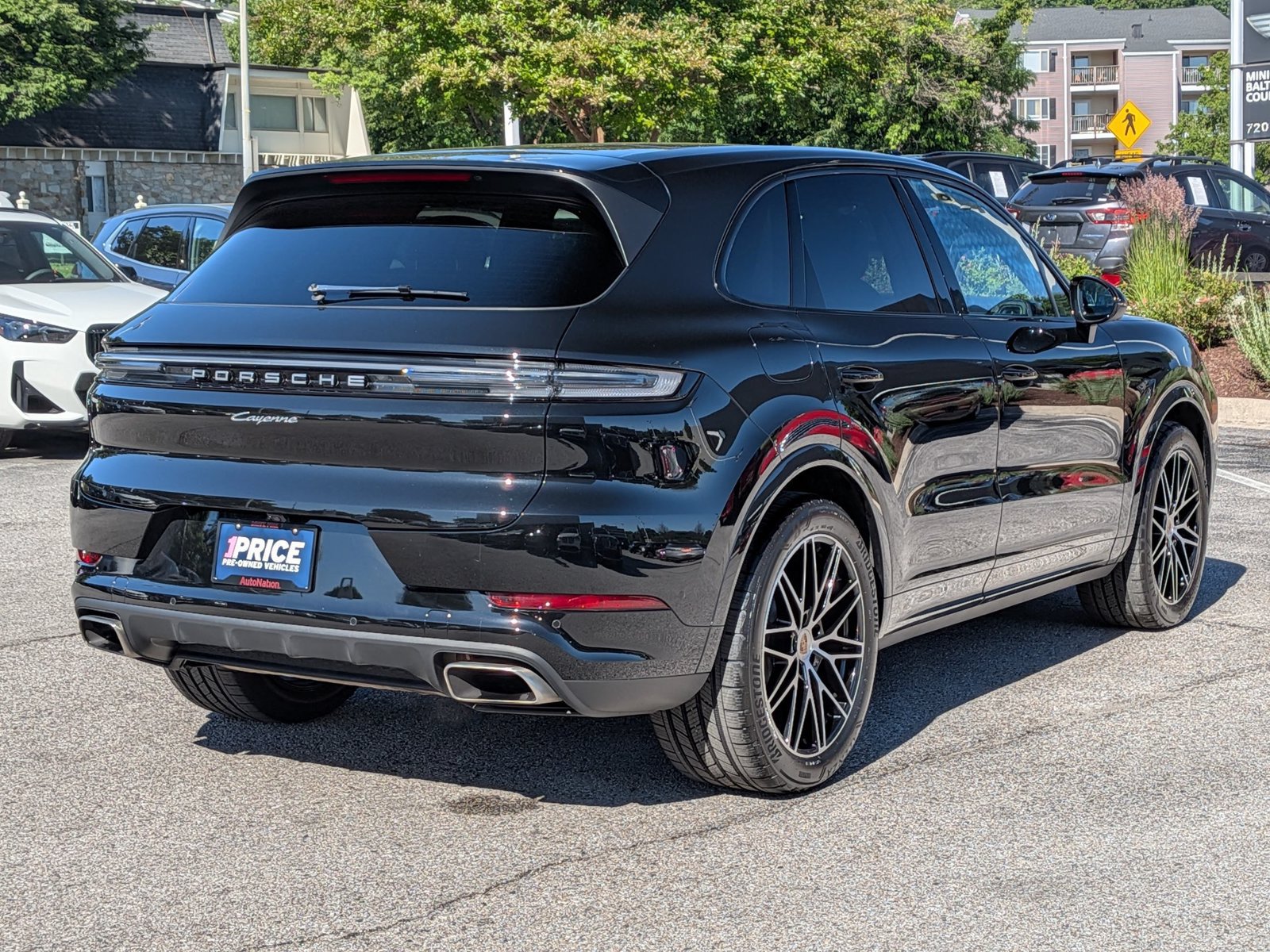 Used 2026 Porsche Cayenne AWD/4WD image 9