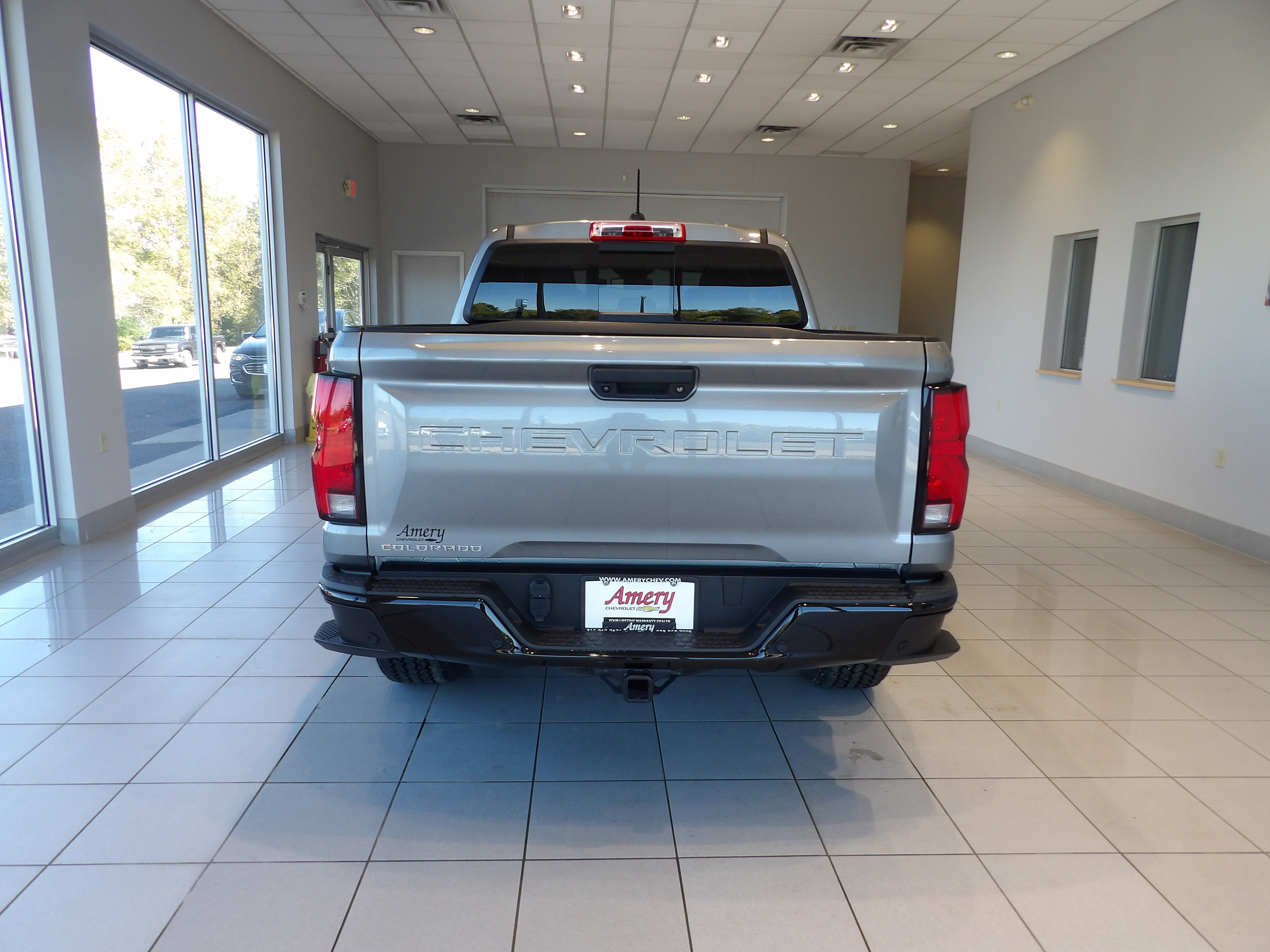 Used 2023 Chevrolet Colorado Z71 w/ Z71 Convenience Package 2 AWD/4WD image 5