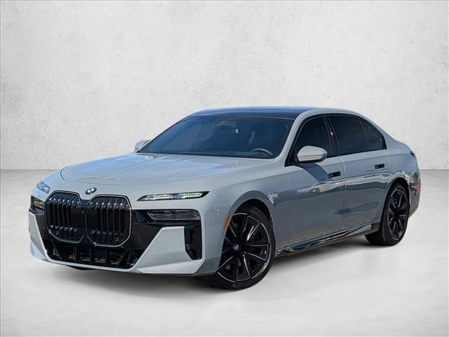 Used 2025 BMW 760i xDrive w/ Executive Package image 1