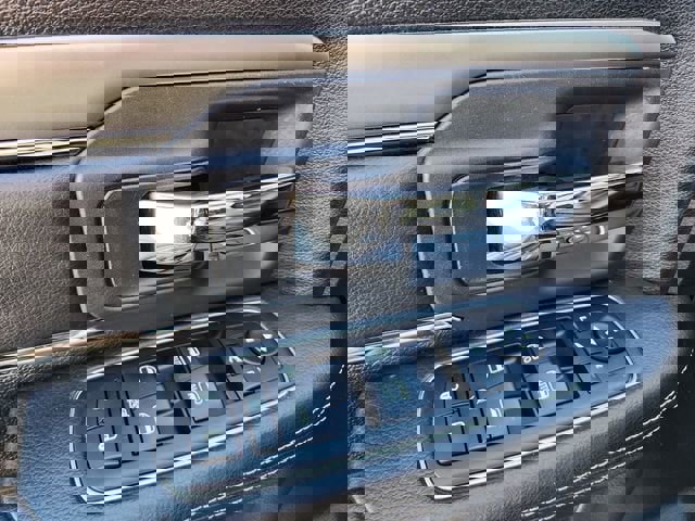 Used 2015 RAM 1500 Sport w/ Black Ram 1500 Sport Group image 23