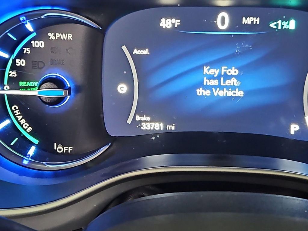 Used 2022 Chrysler Pacifica Touring-L w/ S Appearance Package image 16