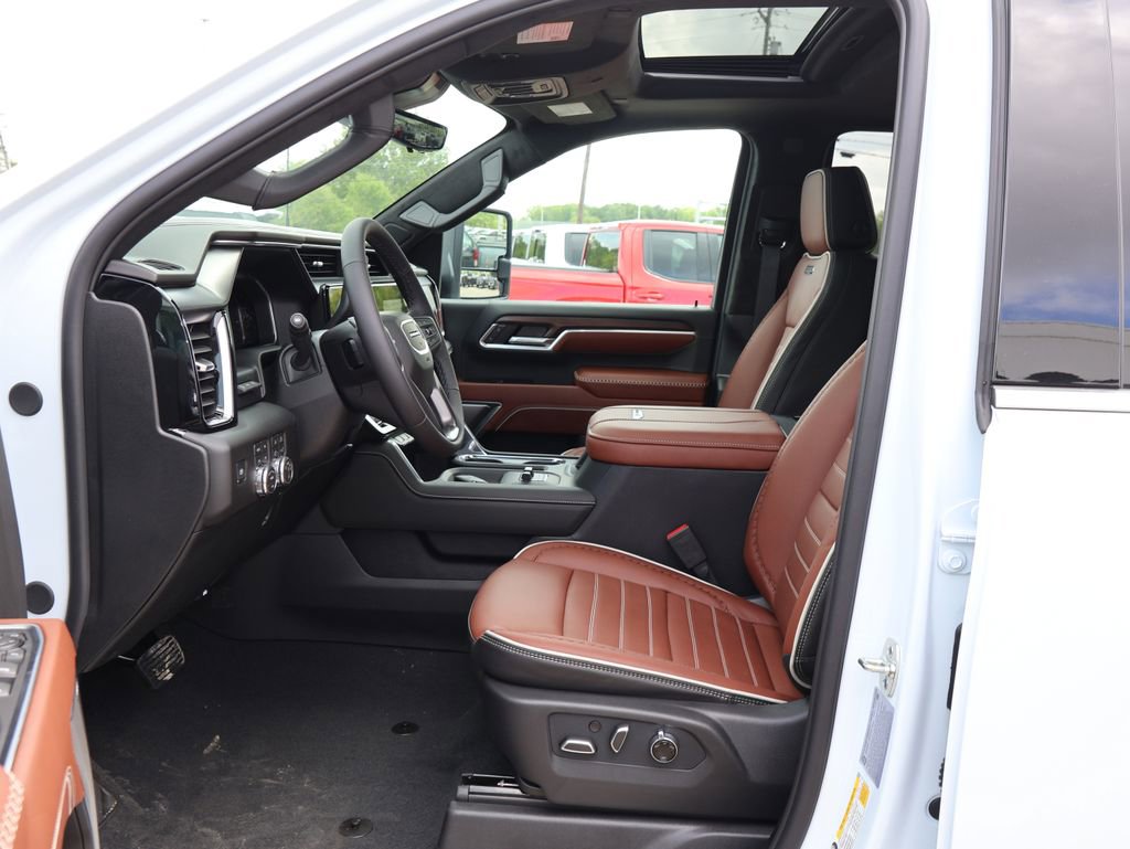 New 2026 GMC Sierra 3500 Denali Ultimate AWD/4WD image 5