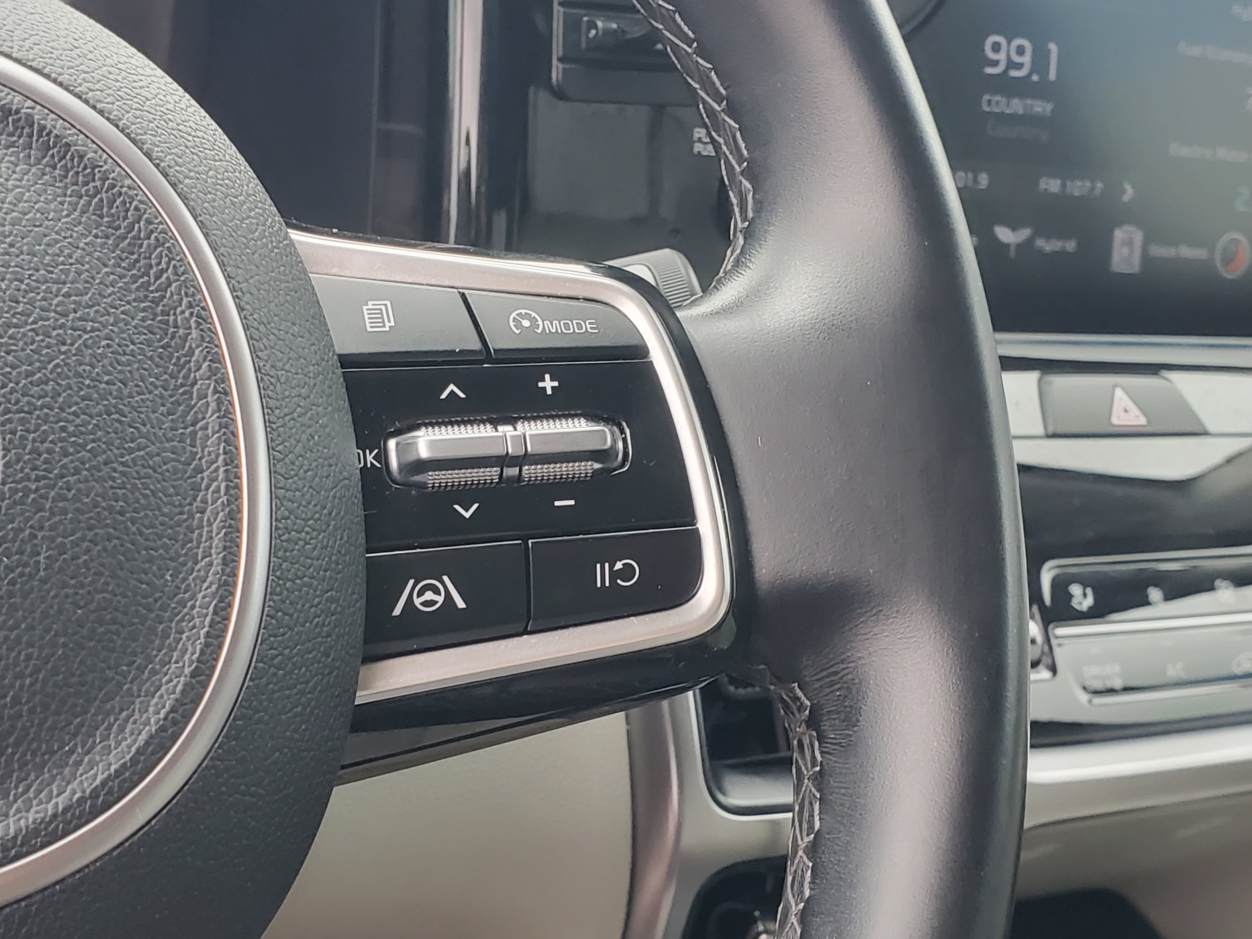 Used 2021 Kia Sorento S FWD image 24