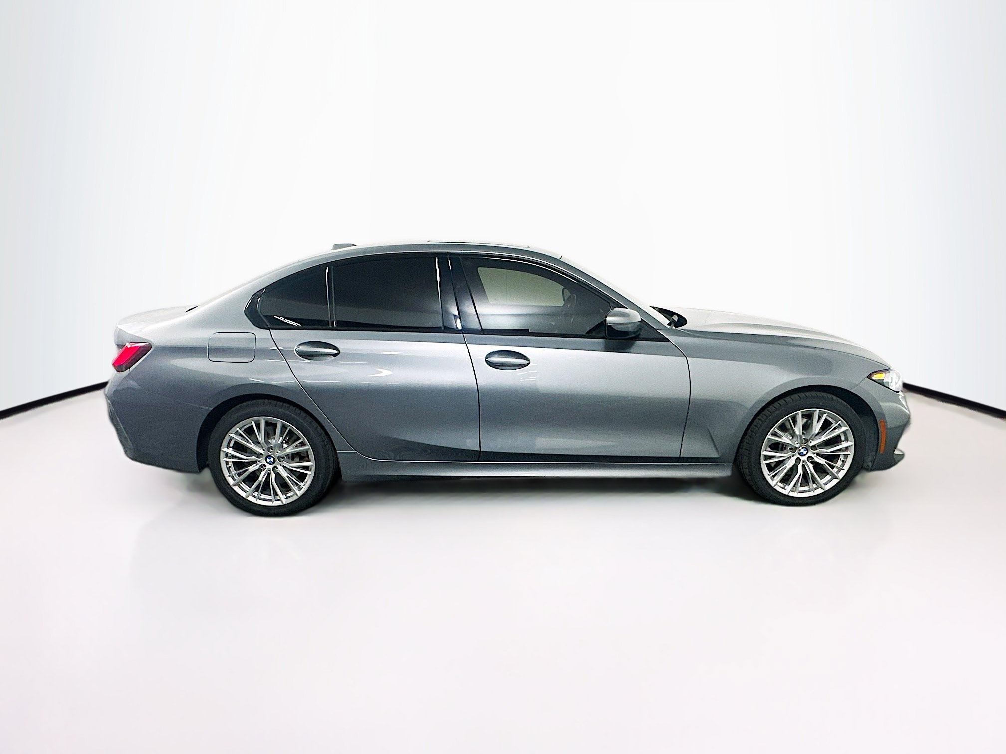 Used 2023 BMW 330i Sedan w/ Driving Assistance Package RWD image 10