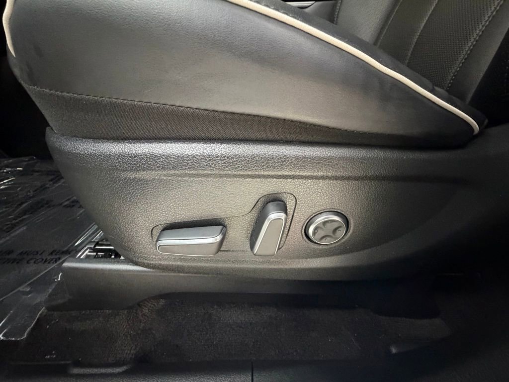 Used 2025 Hyundai Palisade SEL AWD/4WD image 28