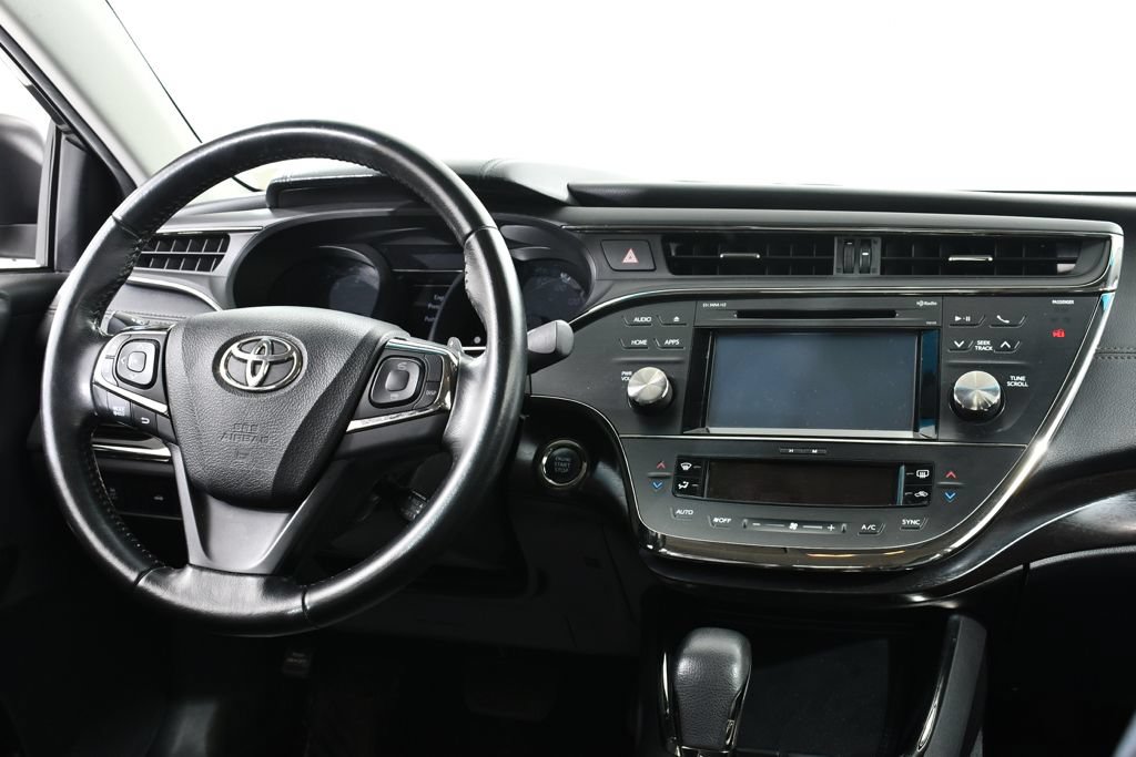 Used 2016 Toyota Avalon XLE FWD image 8