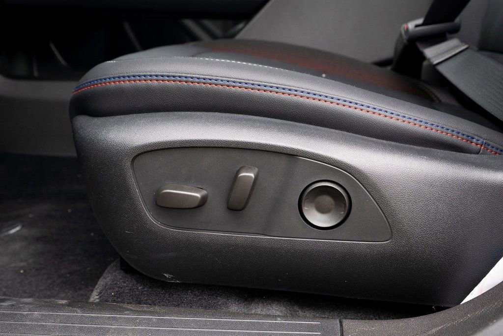 New 2025 Chevrolet Equinox EV RS w/ Active Safety Package 3 image 18