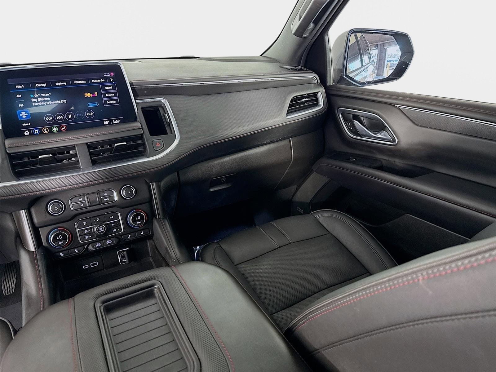 Certified 2021 Chevrolet Suburban RST w/ Luxury Package RWD image 25