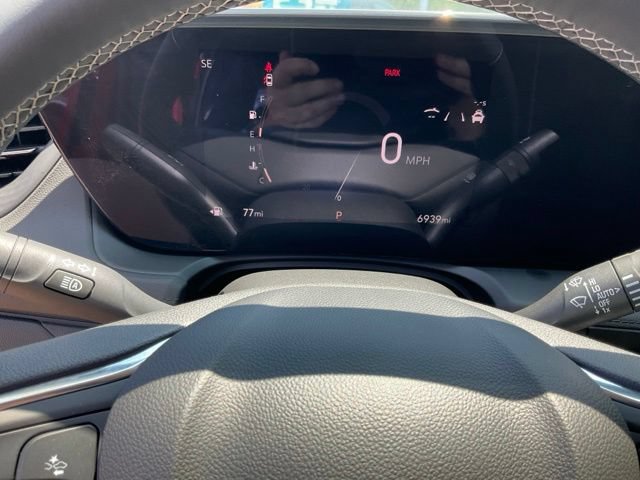 Used 2025 Buick Encore GX Avenir w/ Avenir Technology Package AWD/4WD image 10