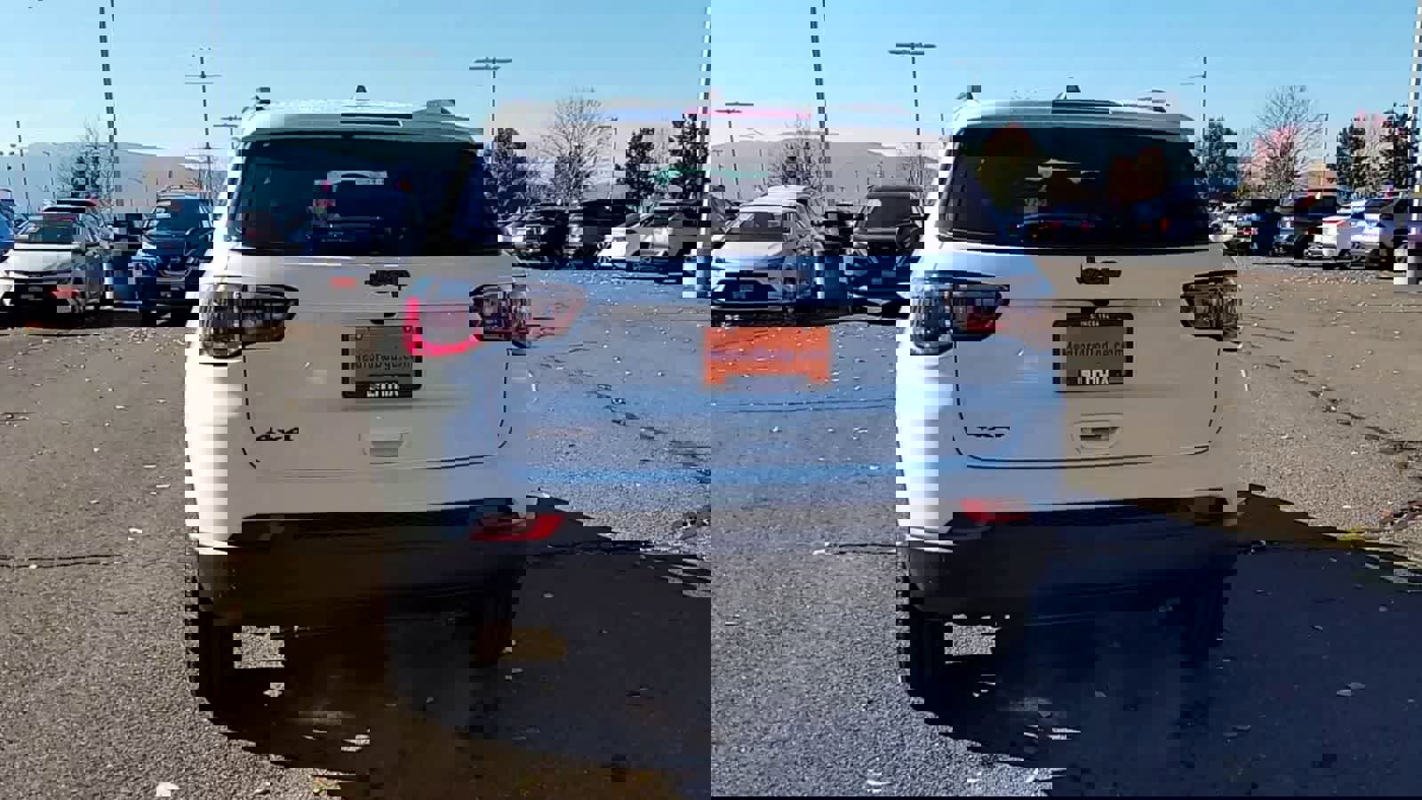 New 2026 Jeep Compass Latitude image 7