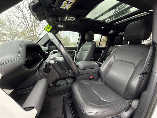 Used 2023 Land Rover Defender 110 S image 11
