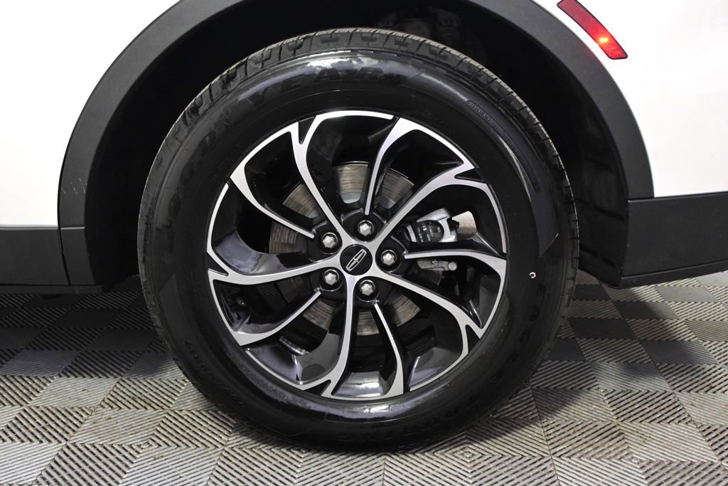 New 2026 Lincoln Nautilus Premier w/ Equipment Group 102A image 20