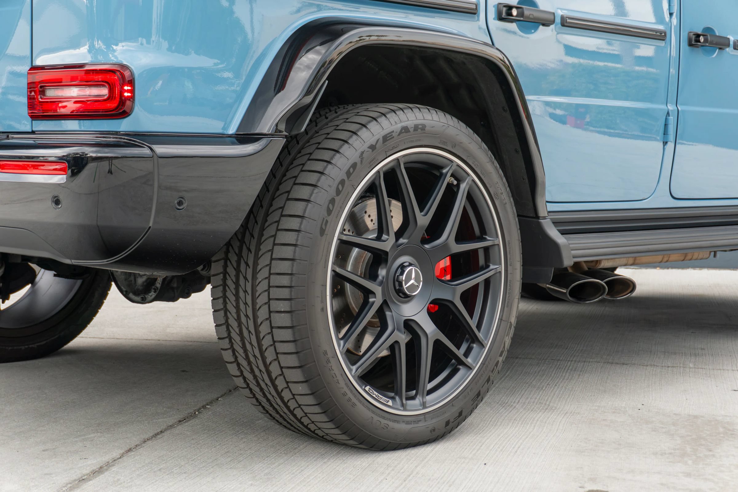 Used 2025 Mercedes-Benz G 63 AMG 4MATIC image 46