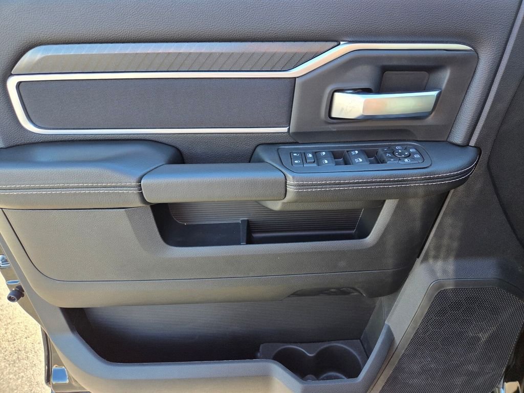 New 2025 RAM 2500 Lone Star AWD/4WD image 9