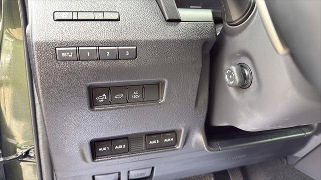 Certified 2025 Lexus GX 550 AWD/4WD image 23