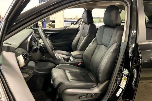 Used 2025 Subaru Outback Limited image 25