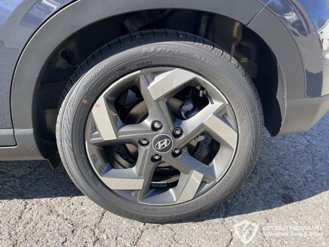 New 2026 Hyundai Venue SEL FWD image 11