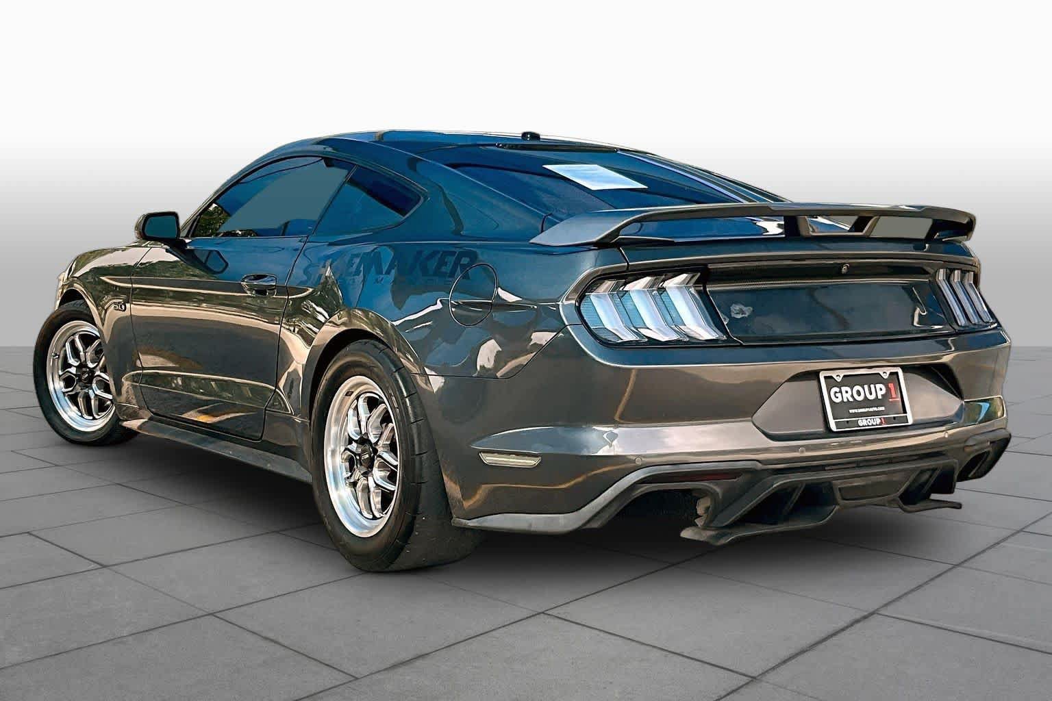 Used 2019 Ford Mustang GT Premium w/ Equipment Group 401A RWD image 11