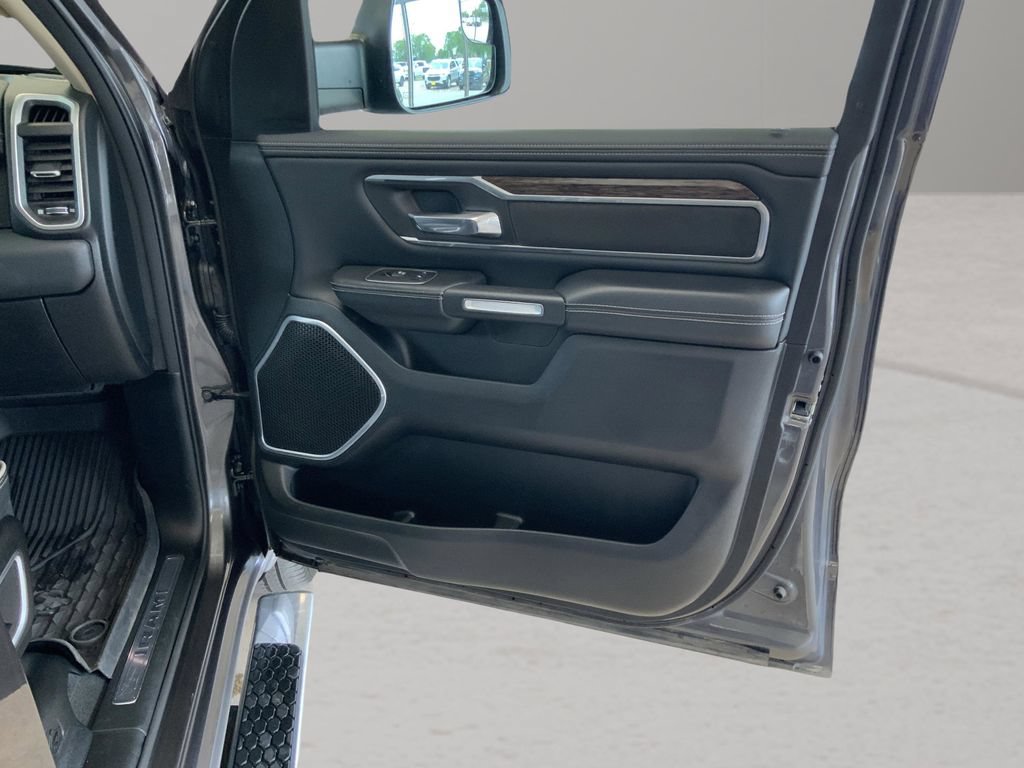 Used 2020 RAM 1500 Laramie AWD/4WD image 29