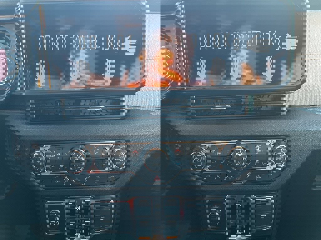 New 2026 Jeep Gladiator Sport image 29