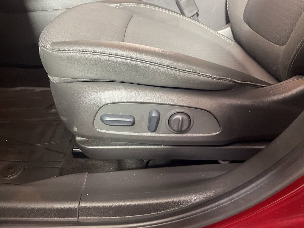 Used 2023 Buick Encore GX Select w/ Experience Buick Package image 11