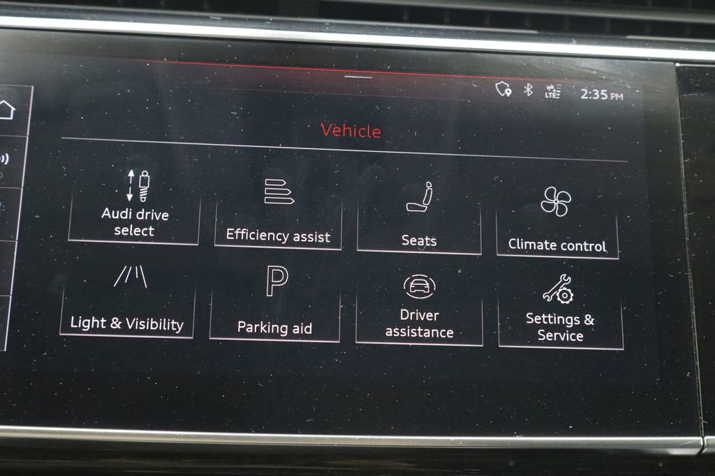 Used 2019 Audi Q8 Premium Plus image 35