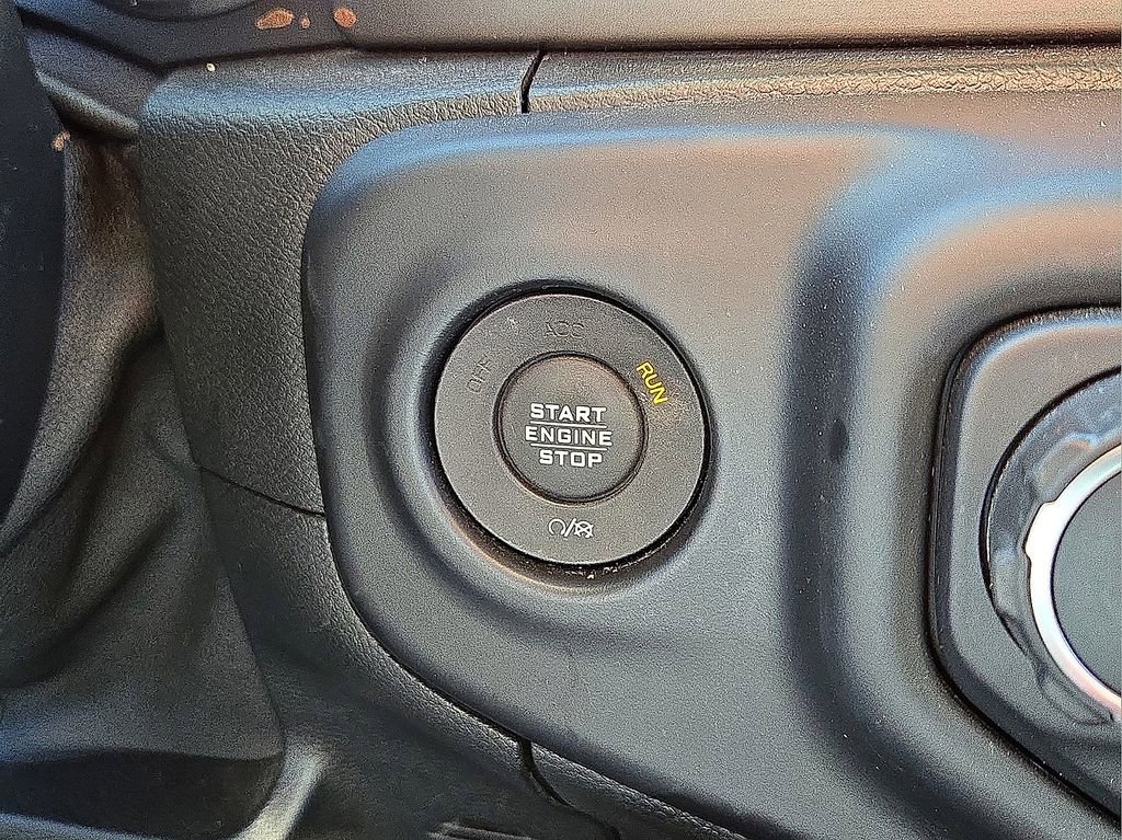 Used 2020 Jeep Gladiator Sport w/ Quick Order Package 24S image 29