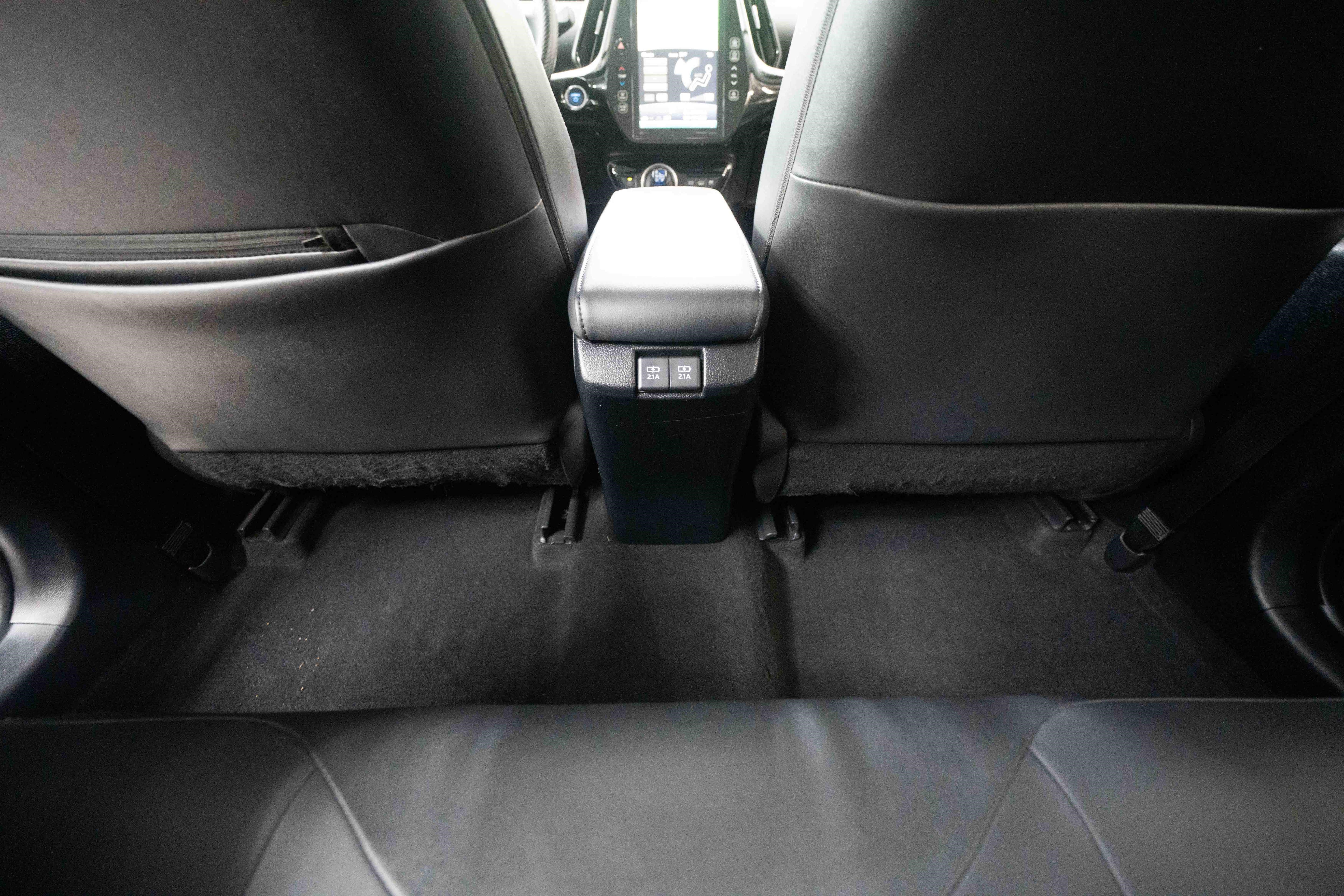 Used 2020 Toyota Prius Prime XLE FWD image 22