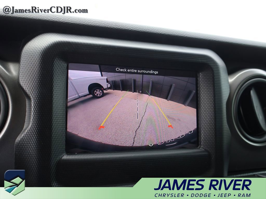 Used 2023 Jeep Wrangler Unlimited w/ Cold Weather Group AWD/4WD image 33
