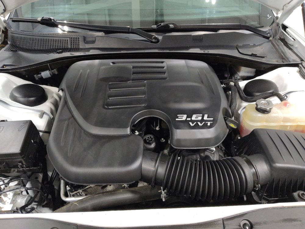 Used 2022 Dodge Charger SXT w/ Cold Weather Package RWD image 30