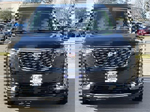 Used 2023 Cadillac XT6 Premium Luxury w/ Technology Package image 7
