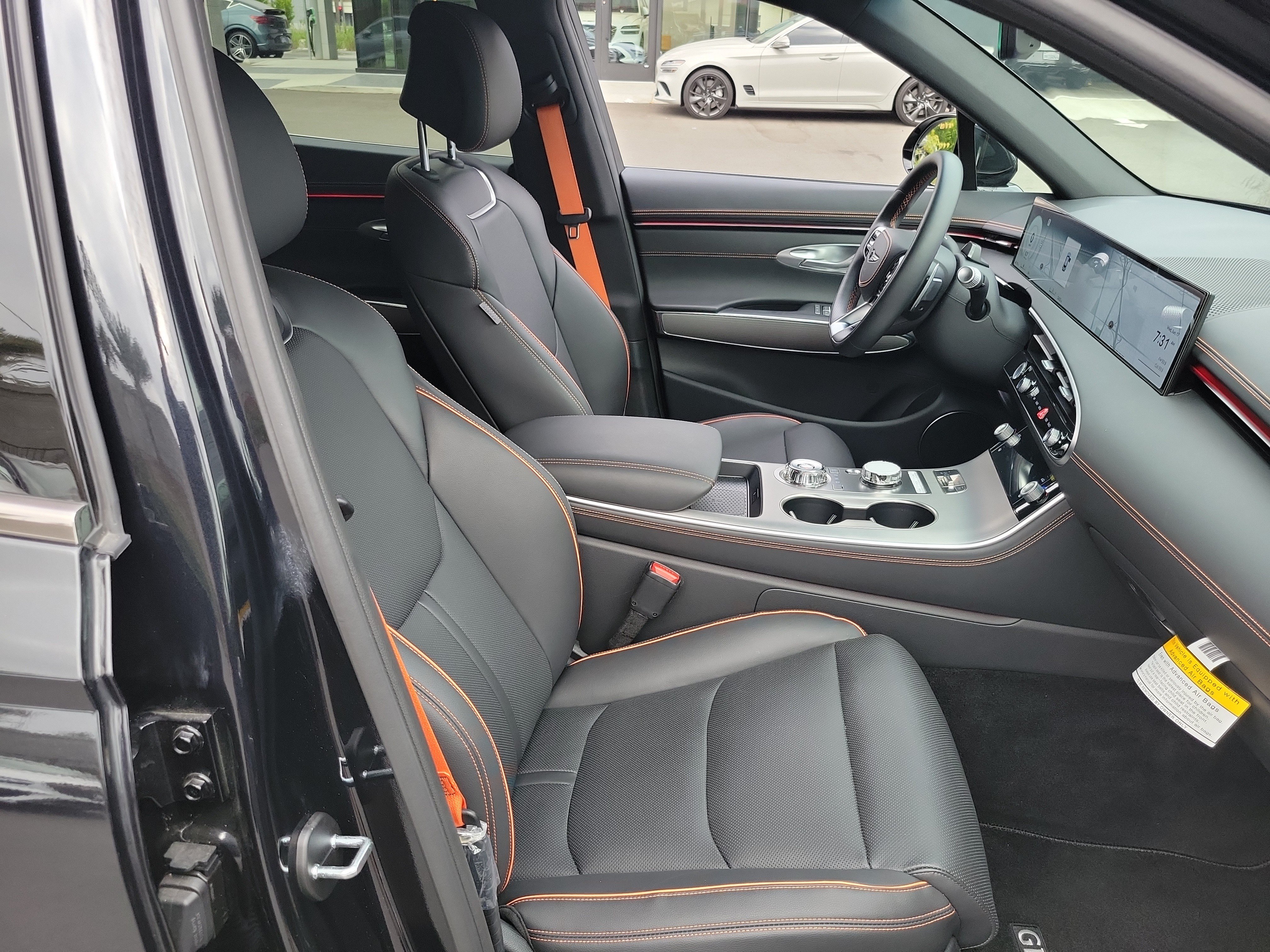 Certified 2026 Genesis GV70 3.5T Sport Advanced AWD/4WD image 20