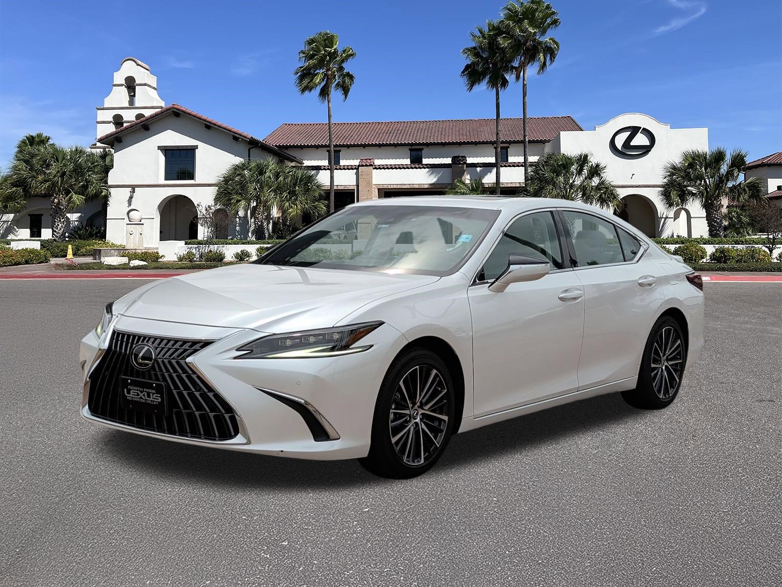 Used 2024 Lexus ES 300h w/ Premium Package FWD image 5