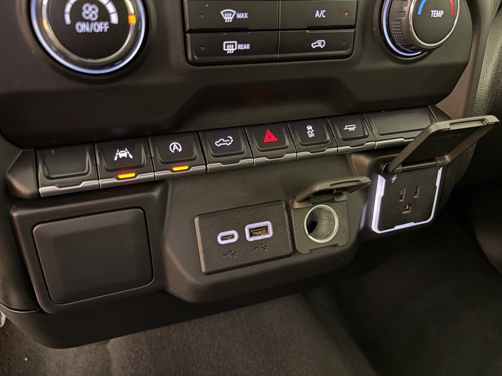 Used 2024 Chevrolet Silverado 1500 Custom RWD image 31