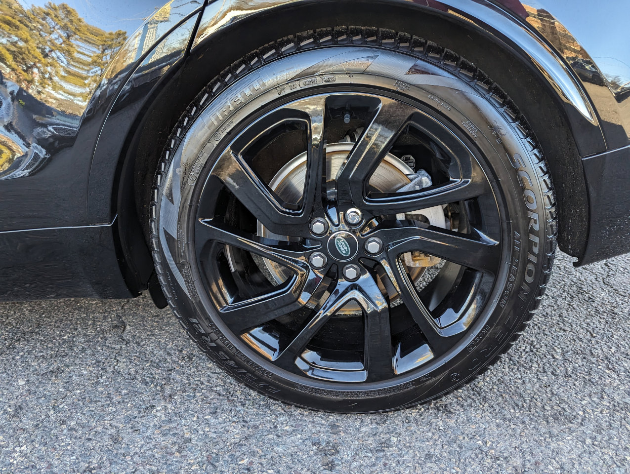 Used 2024 Land Rover Discovery Dynamic SE image 52