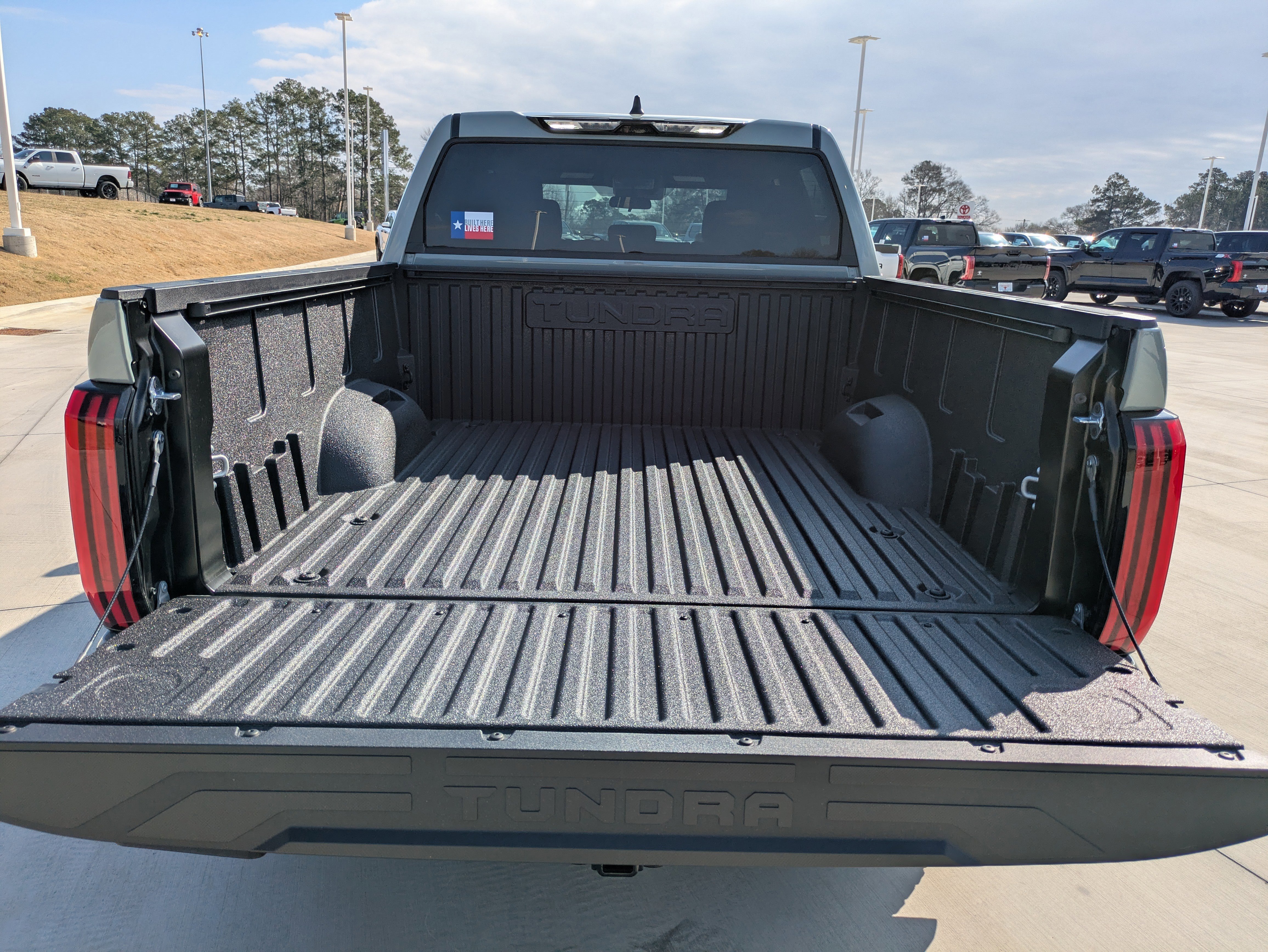 New 2026 Toyota Tundra SR5 AWD/4WD image 7