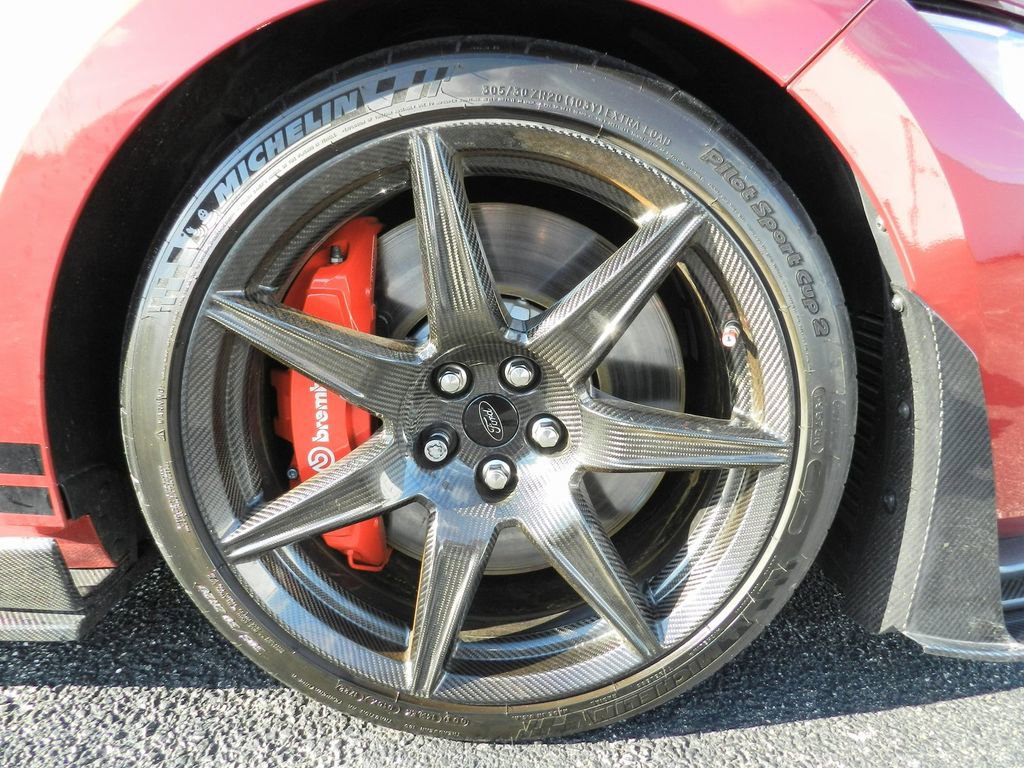 Used 2022 Ford Mustang Shelby GT500 w/ Carbon Fiber Track Pack image 37