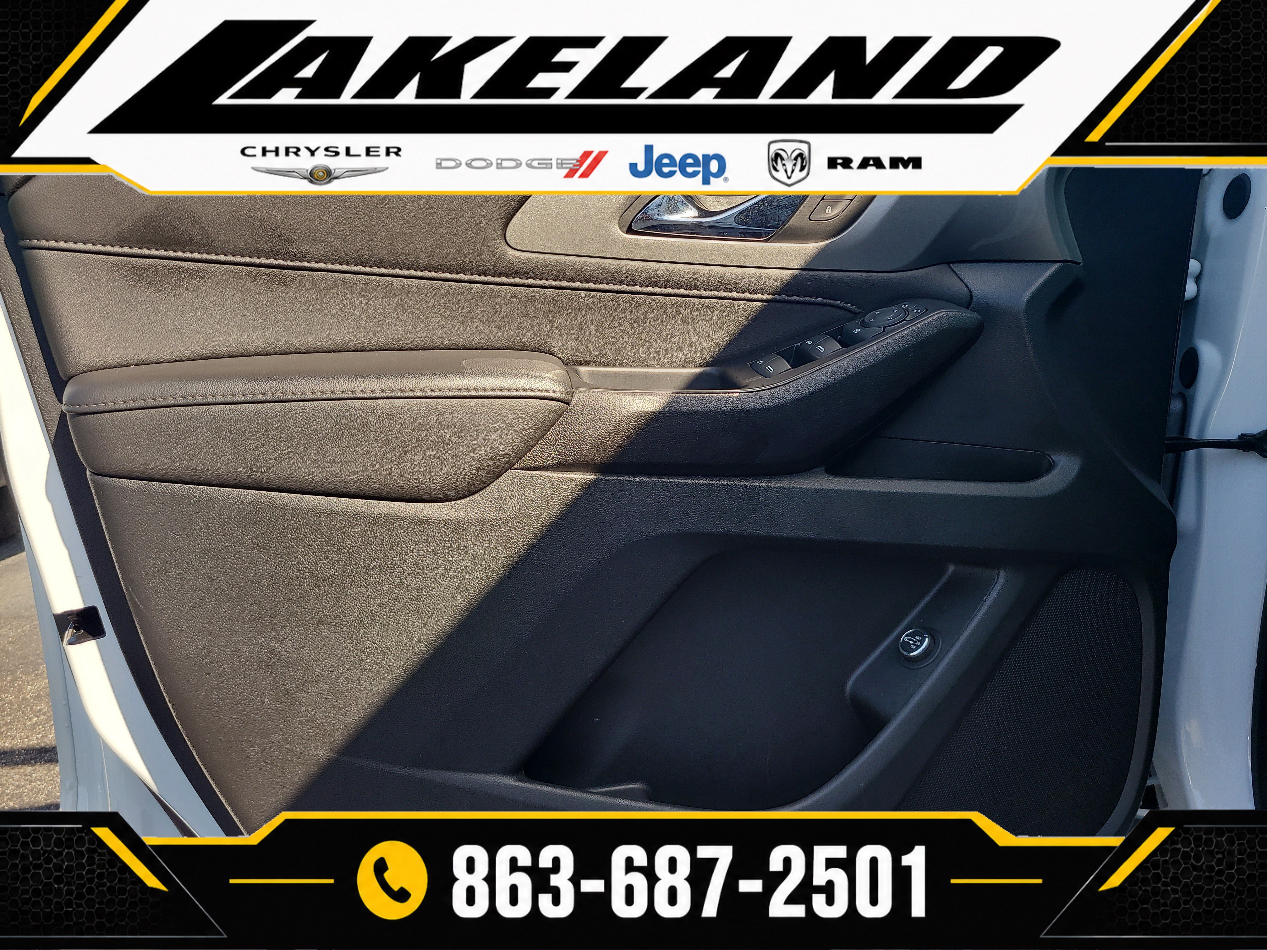 Used 2023 Chevrolet Traverse LT AWD/4WD image 15