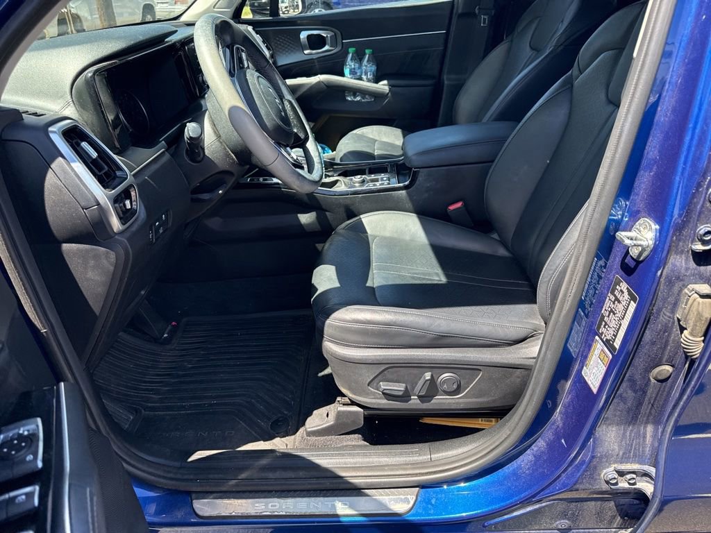 Used 2022 Kia Sorento SX FWD image 2