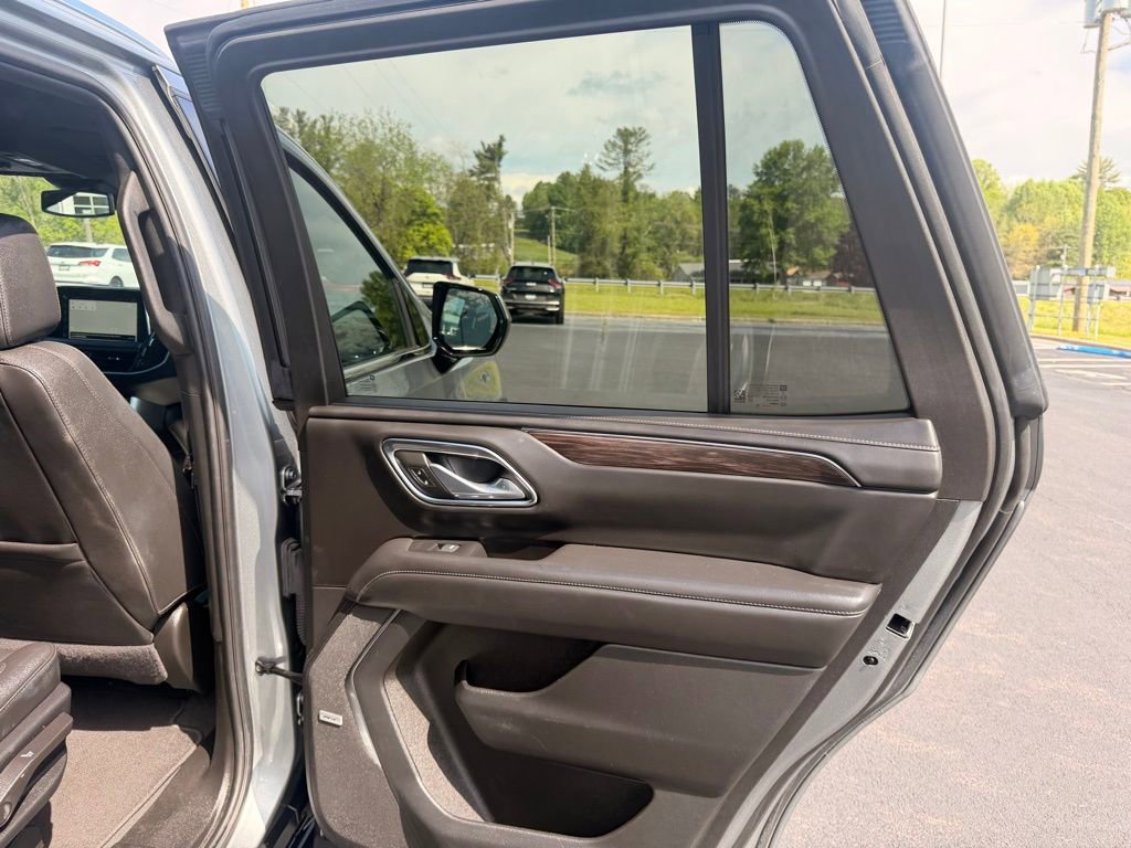 Used 2024 Chevrolet Tahoe LT AWD/4WD image 38