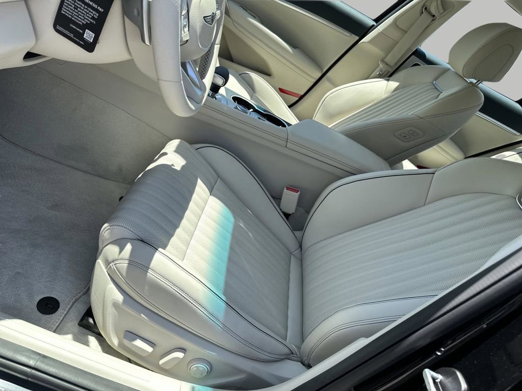New 2026 Genesis G70 2.5T Prestige RWD image 9