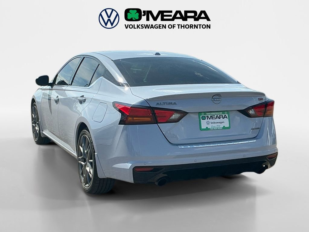 Used 2023 Nissan Altima 2.0 SR FWD image 3