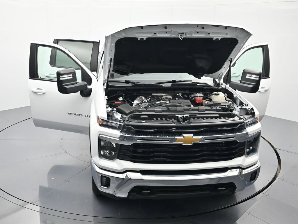 Used 2025 Chevrolet Silverado 2500 LT w/ Convenience Package AWD/4WD image 44