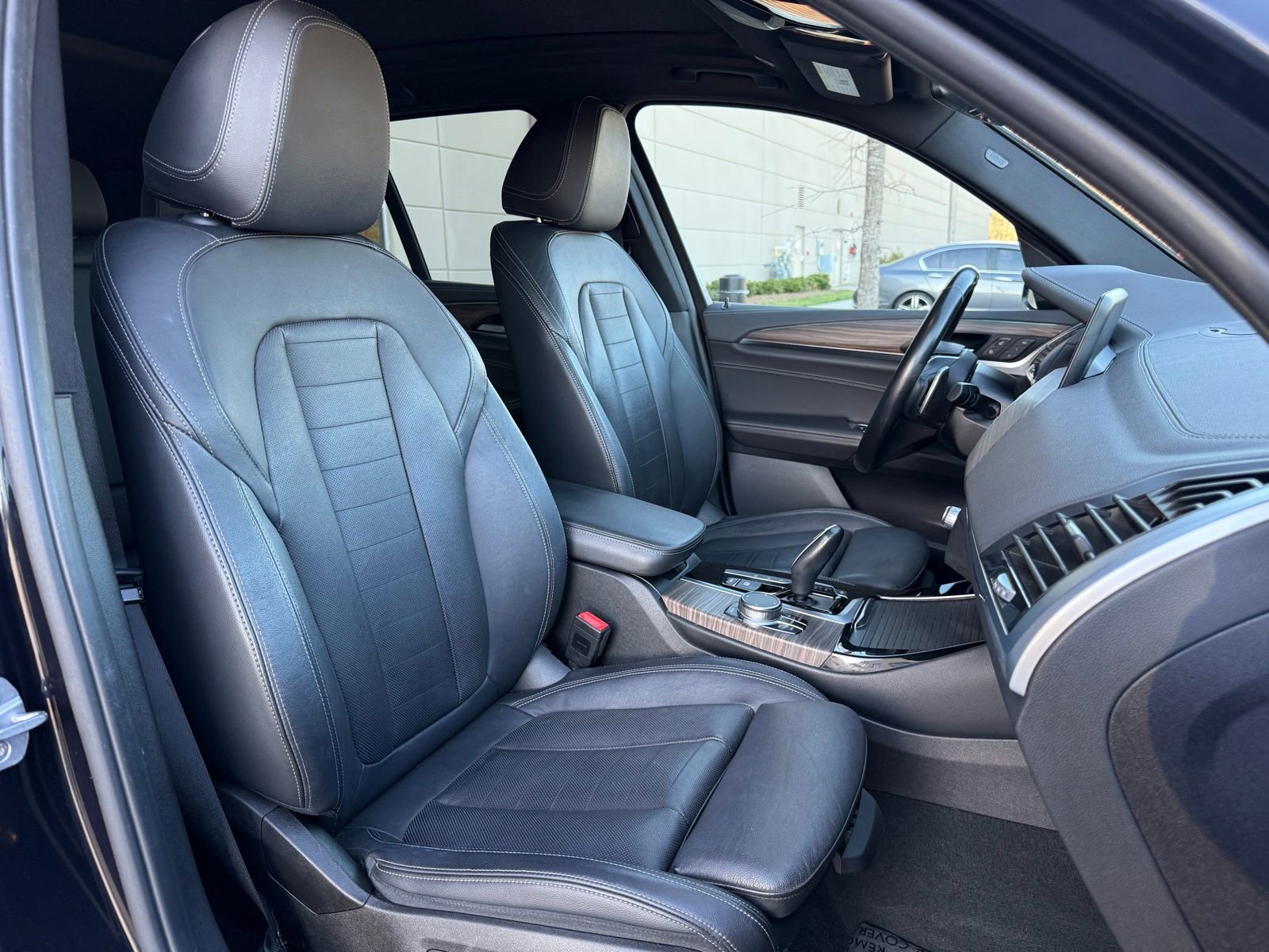 Used 2018 BMW X3 M40i w/ Premium Package image 38